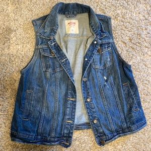 Jean Vest